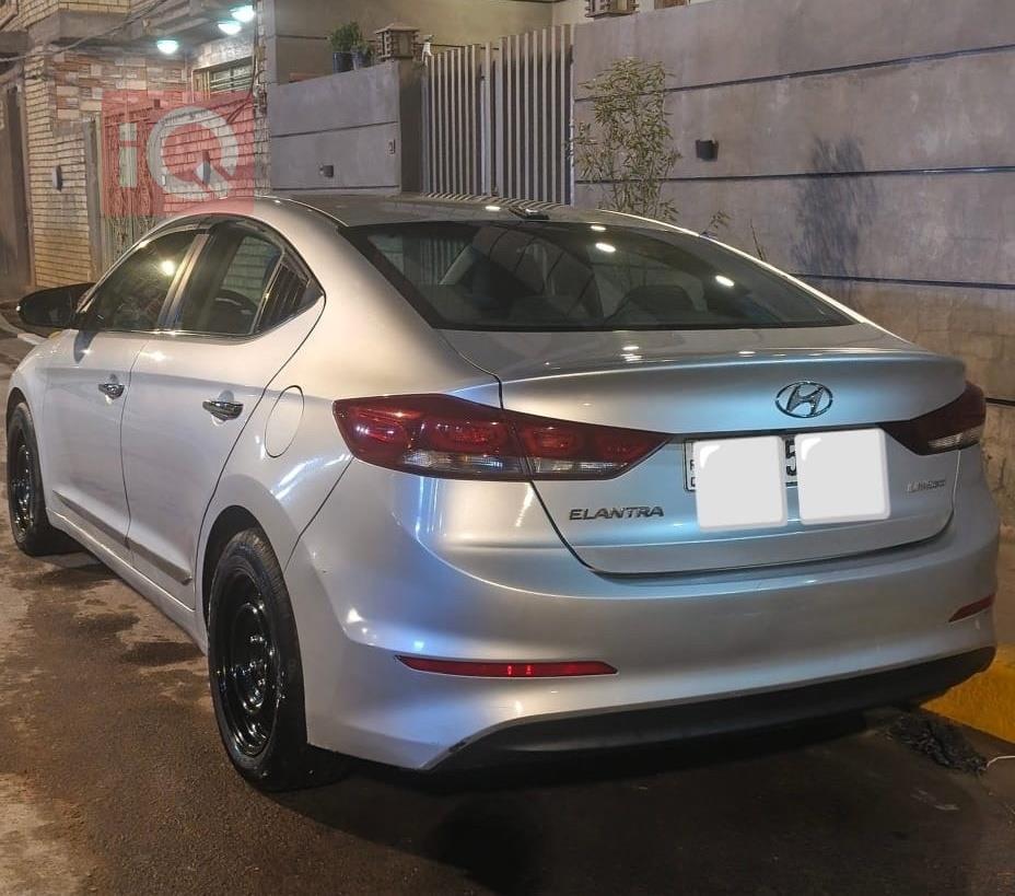 هيونداي النترا